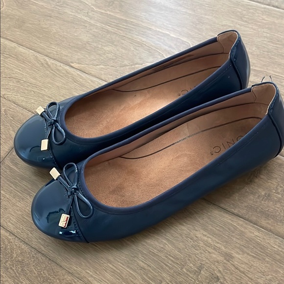 Vionic Shoes - Vionic Minna Ballet Flats Leather Navy Blue Size 7
